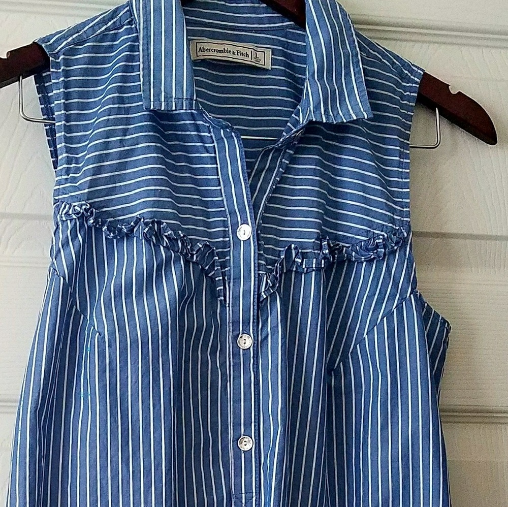 Dress. Abercrombie & Fitch.